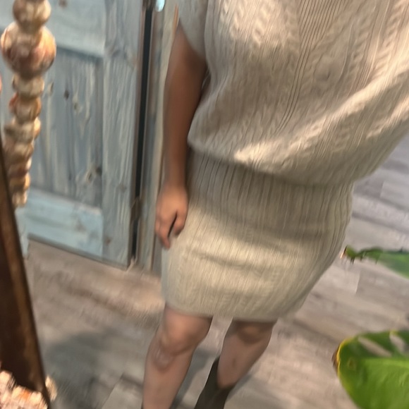 Express sweater skirt set - Picture 3 of 6